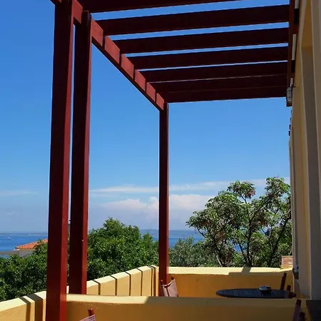 Aeriko Benovias Rooms & Apartments Karfas Exterior photo